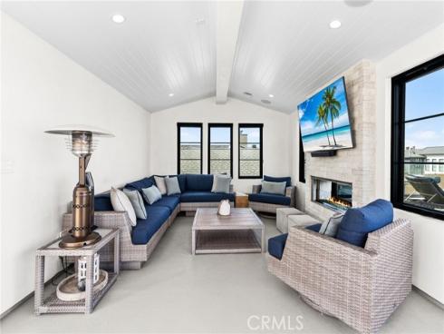 110 30th Street, Newport Beach, CA