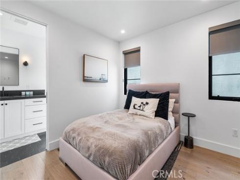 110 30th Street, Newport Beach, CA