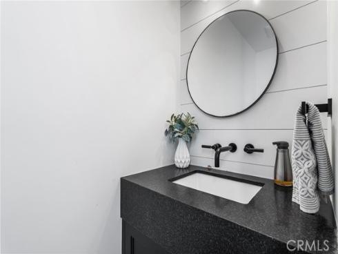 110 30th Street, Newport Beach, CA