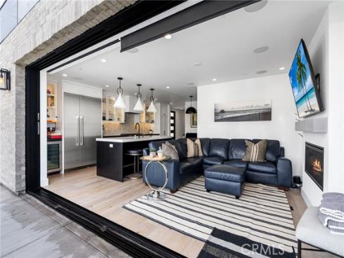 110 30th Street, Newport Beach, CA