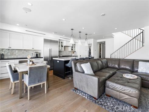 110 30th Street, Newport Beach, CA