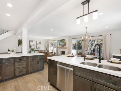 835 Amigos 8 Way, Newport Beach, CA