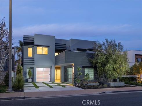 748  Harbor Island   Drive, Newport Beach, CA