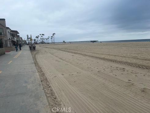 2710 W Oceanfront  , Newport Beach, CA