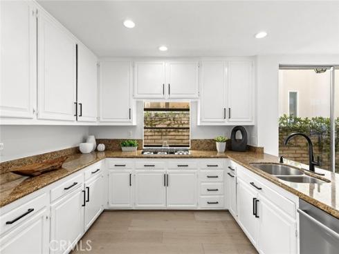 7 Linda Isle , Newport Beach, CA