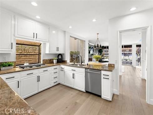 7 Linda Isle , Newport Beach, CA