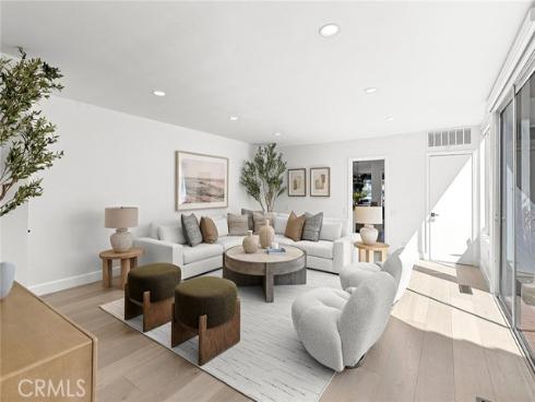 7 Linda Isle , Newport Beach, CA