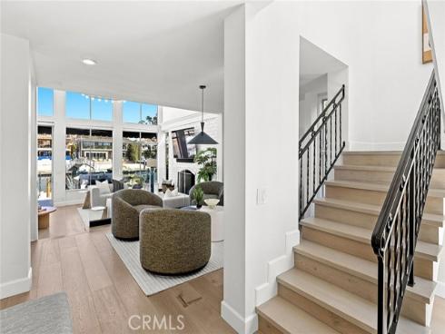 7 Linda Isle , Newport Beach, CA