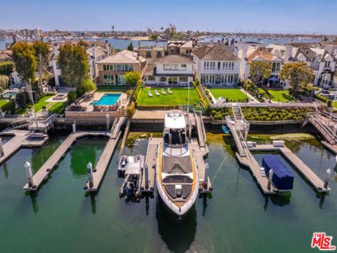 11  Harbor   Island, Newport Beach, CA
