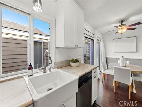 17 Latitude Court, Newport Beach, CA