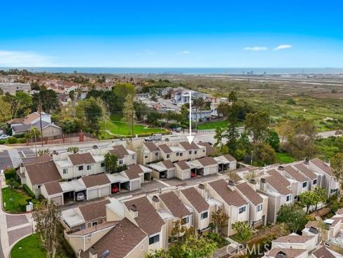 17 Latitude Court, Newport Beach, CA