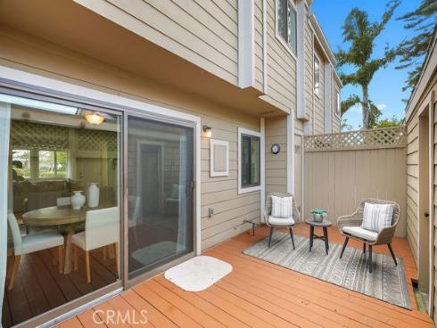 17 Latitude Court, Newport Beach, CA