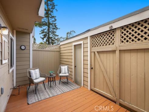 17 Latitude Court, Newport Beach, CA