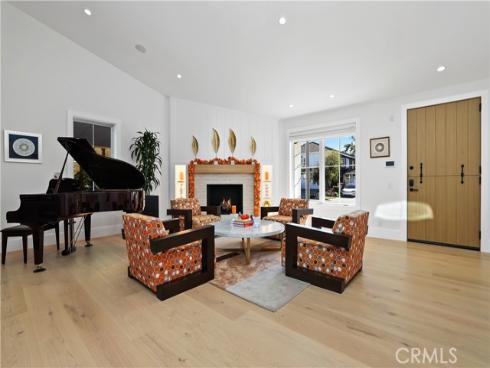 1954 Port Locksleigh Place, Newport Beach, CA