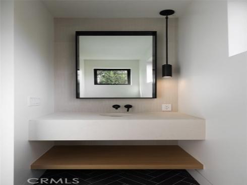 2100 Windward Ln , Newport Beach, CA