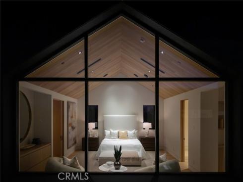 2100  Windward Ln  , Newport Beach, CA