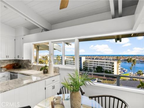 1701 Kings Road , Newport Beach, CA