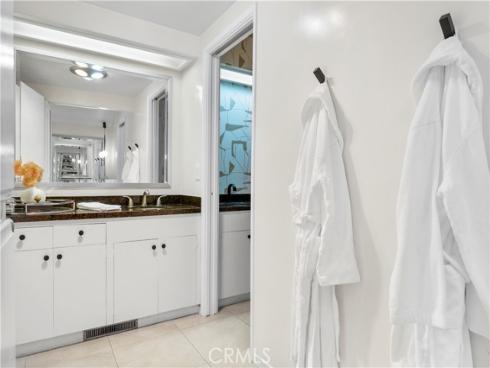 1701 Kings Road , Newport Beach, CA