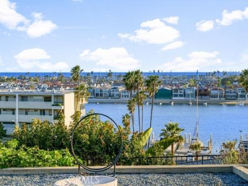 1701 Kings Road , Newport Beach, CA