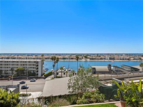 1701 Kings Road , Newport Beach, CA