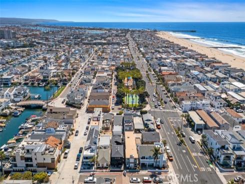 210 39th Street, Newport Beach, CA