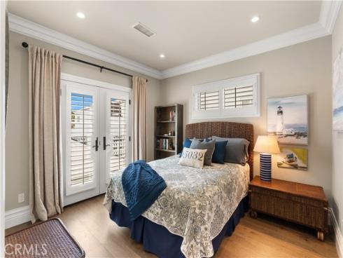 430 Aliso Avenue, Newport Beach, CA