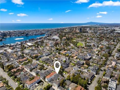 430  Aliso   Avenue, Newport Beach, CA