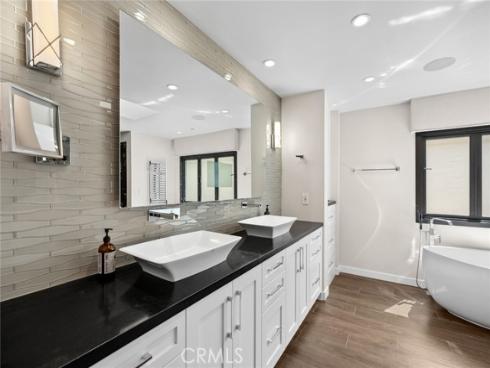 218 Via Lido Nord , Newport Beach, CA