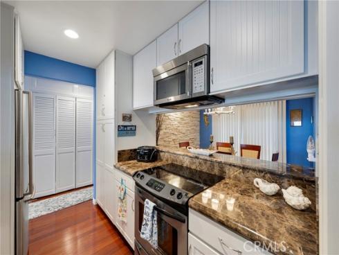 600 E Oceanfront 1D , Newport Beach, CA