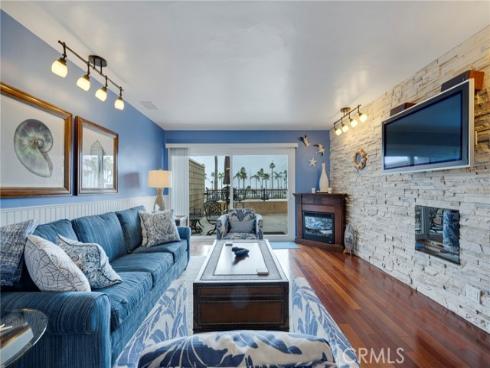 600 E Oceanfront 1D , Newport Beach, CA