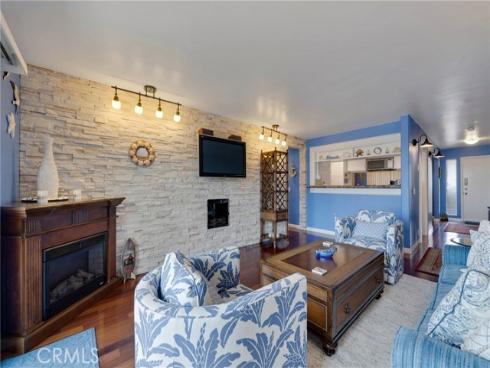 600 E Oceanfront 1D , Newport Beach, CA