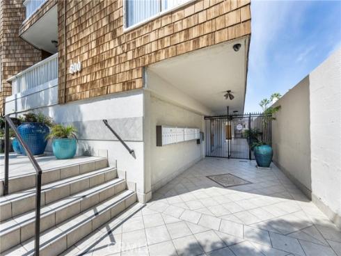 600 E Oceanfront 1D , Newport Beach, CA