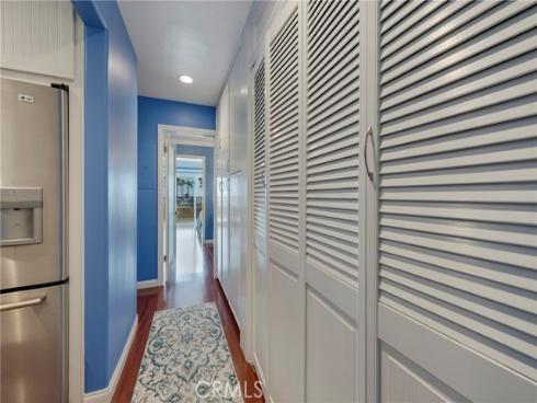 600 E Oceanfront 1D , Newport Beach, CA