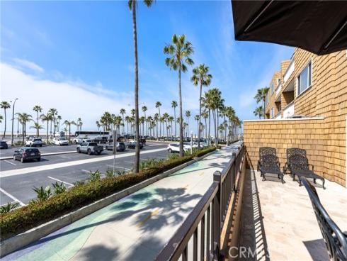 600 E Oceanfront 1D , Newport Beach, CA