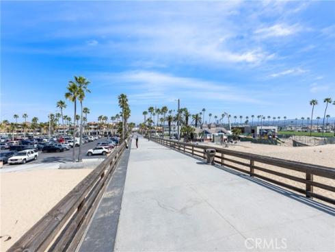 600 E Oceanfront 1D , Newport Beach, CA