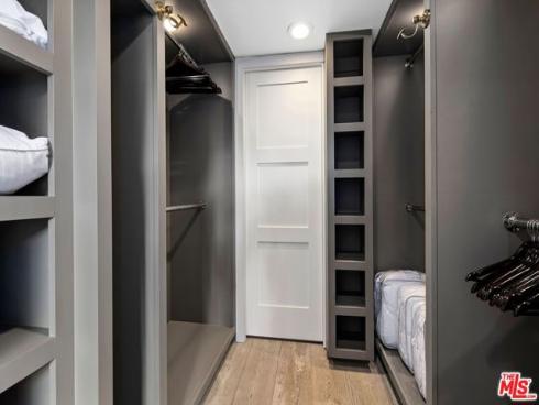 305 Grand Canal 1 , Newport Beach, CA