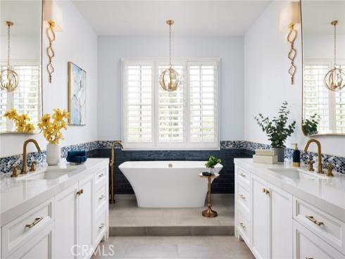 28 Old Course Drive, Newport Beach, CA