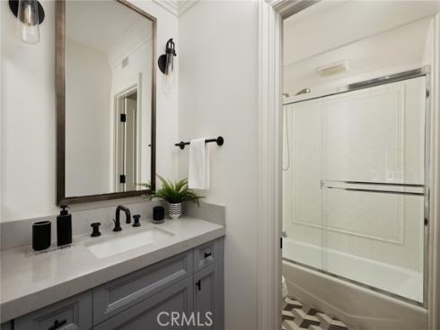 28 Old Course Drive, Newport Beach, CA