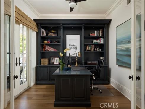 28 Old Course Drive, Newport Beach, CA