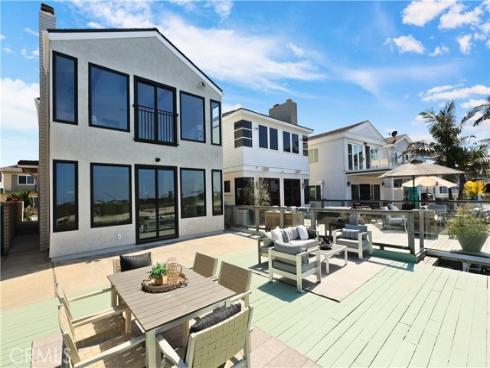 237 Canal Street, Newport Beach, CA