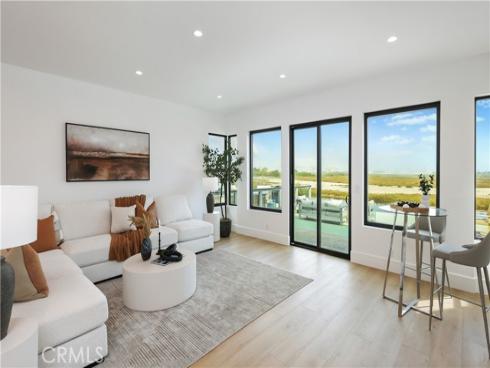 237 Canal Street, Newport Beach, CA