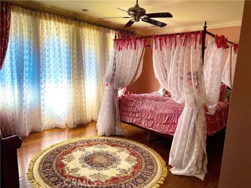 5 Ridgeline Dr , Newport Beach, CA