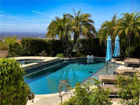 5 Ridgeline Dr , Newport Beach, CA