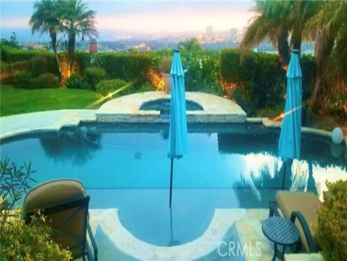 5 Ridgeline Dr , Newport Beach, CA