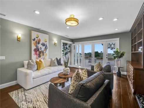 2839 Carob Street, Newport Beach, CA