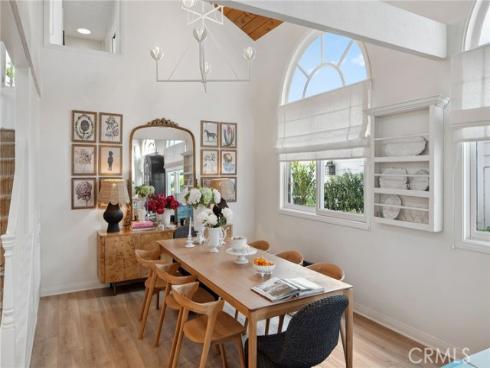 209 Diamond Avenue, Newport Beach, CA