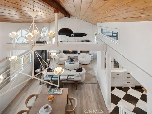 209 Diamond Avenue, Newport Beach, CA