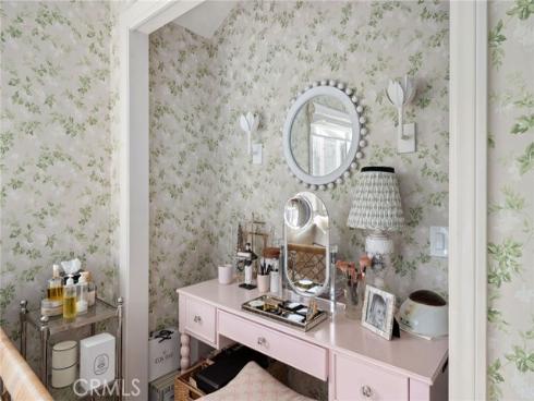 209 Diamond Avenue, Newport Beach, CA