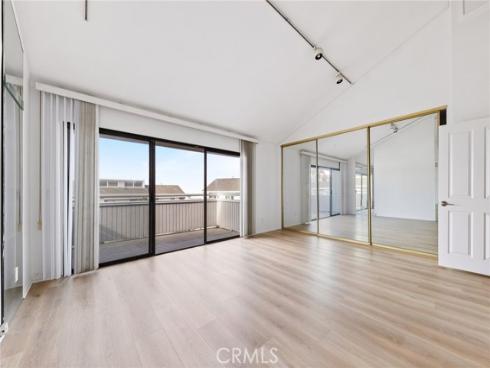 7 Ima Loa 160 Court, Newport Beach, CA