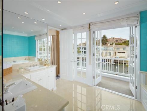 736 Harbor Island Drive, Newport Beach, CA